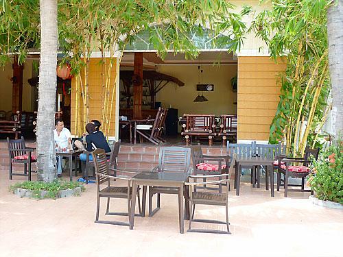 Ngoc Bich Bungalow Hotel Phan Thiet Exterior photo